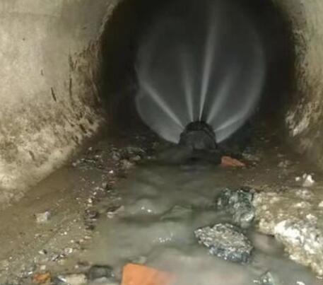 新平市政管道清淤