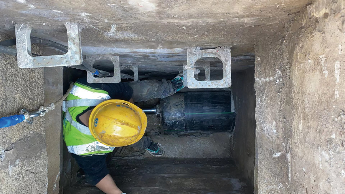 新平HDPE短管内衬法